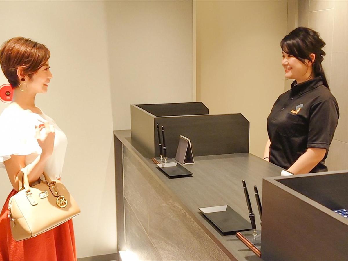 Leo Yu Capsule Hotel Funabashi Eksteriør billede